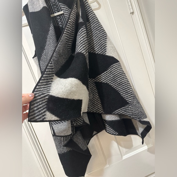 Cejon plaid wool blend sweater vest shawl wrap geometric - Picture 8 of 12